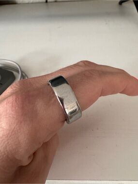 Oura 4 Ring Silver size 10